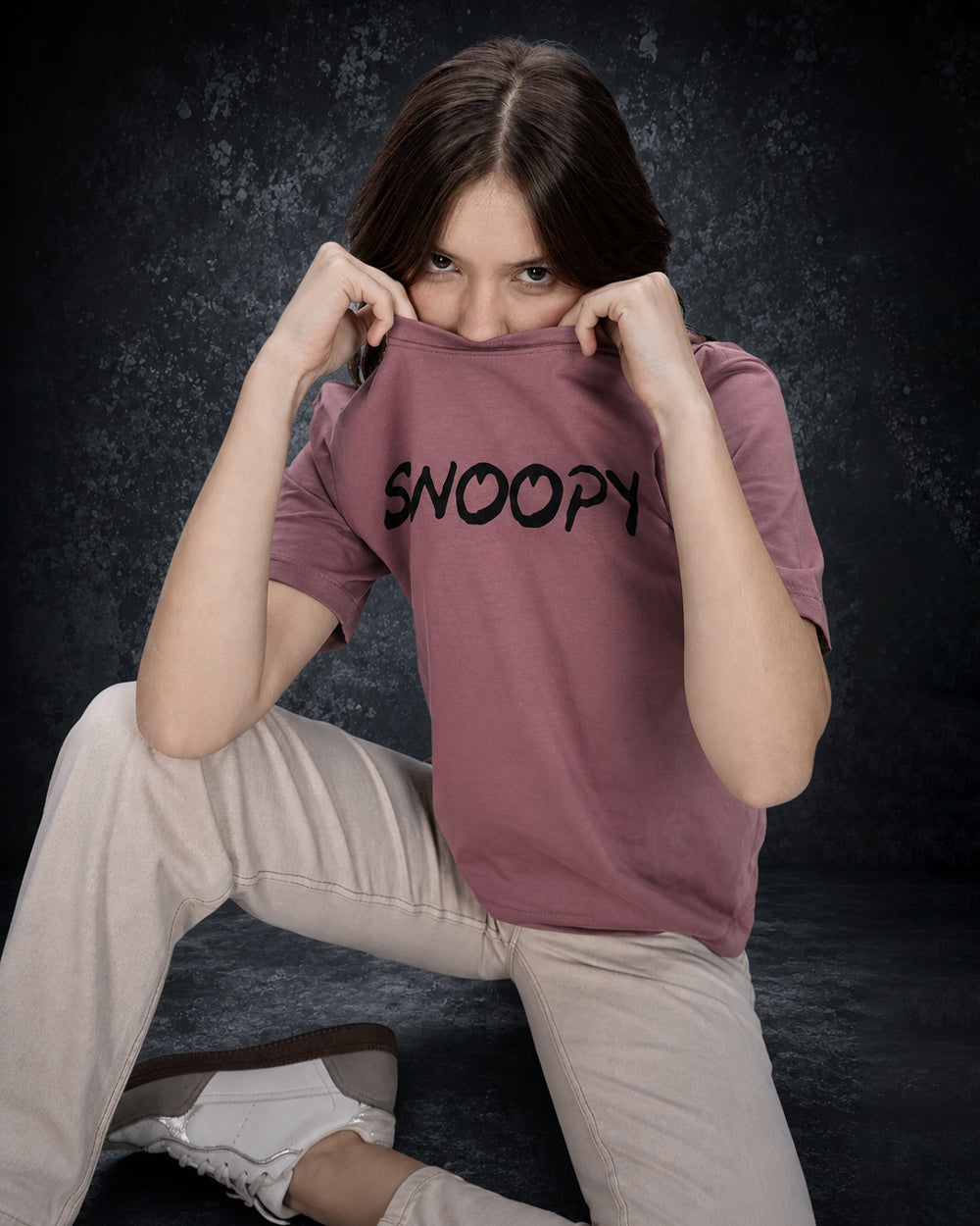 Unisex Snoopy Graphic Oversized T-Shirt – Dusty Rose